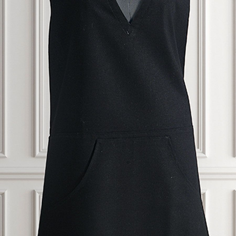 Black V Neck Chef Charm Apron - CHEF01-2