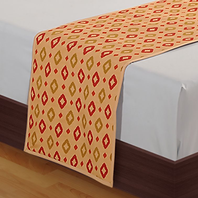 Saffron Touch Bed Runner Set- 6405