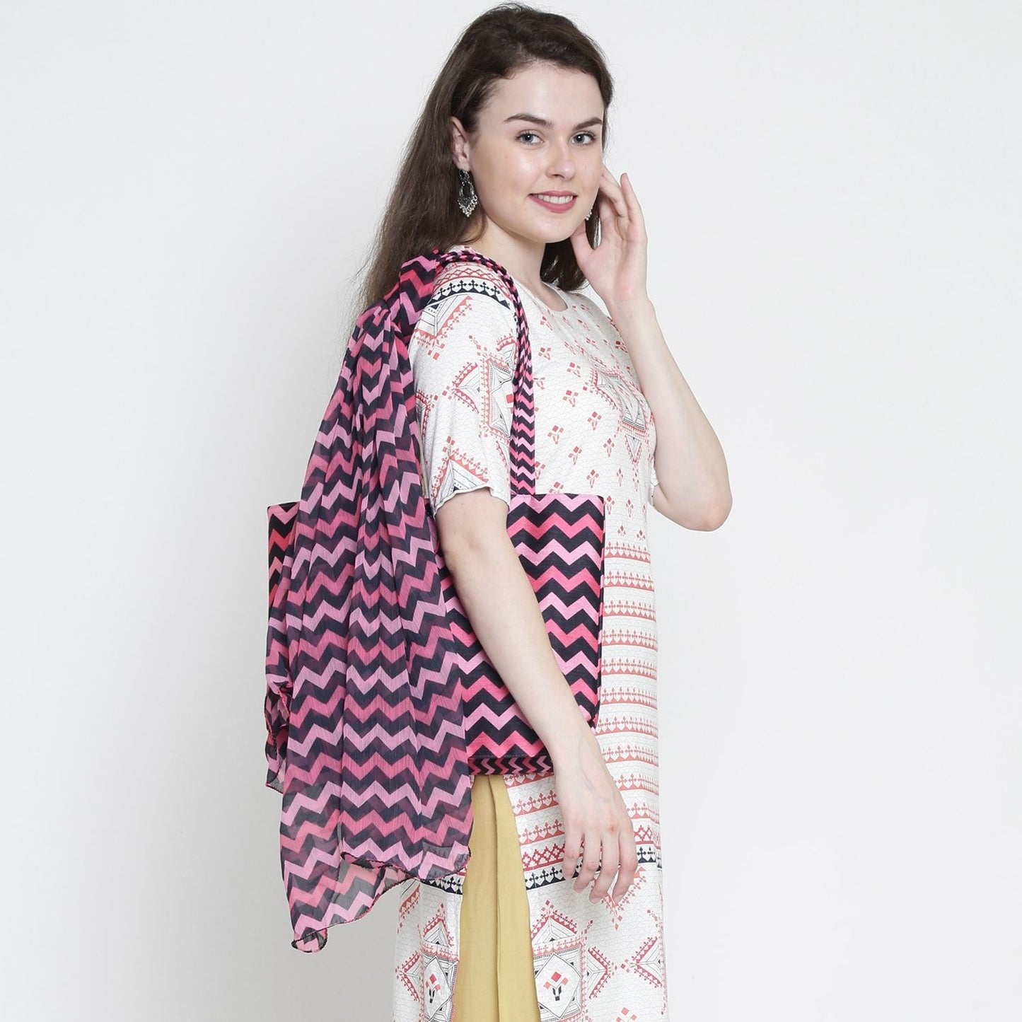 Zestful Zigzag Scarf Bag - SCF-1919