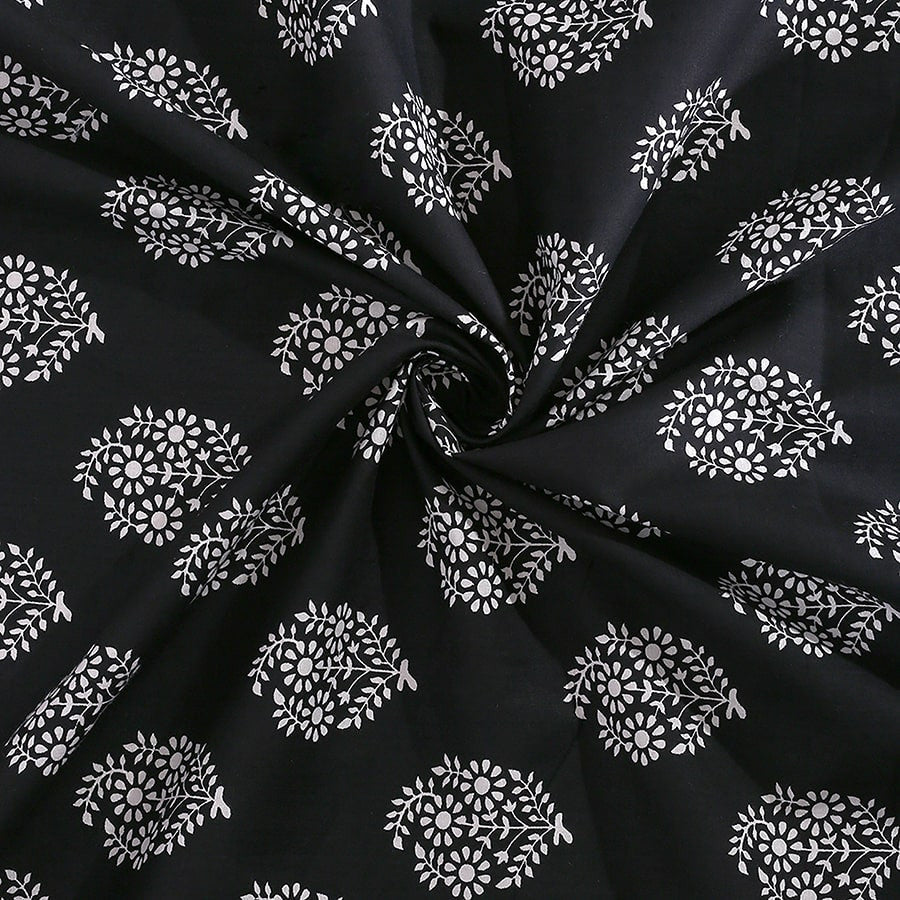 Black Desire Bed Sheet - Shades of Paradise (D. No.3202)